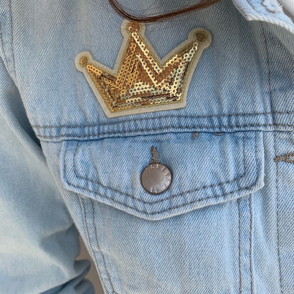 Forever 21 Jean Jacket w/ Patches - Picture 5 of 6